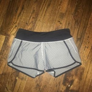 Lululemon grey speed shorts size 4